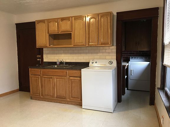 Washer dryer set up