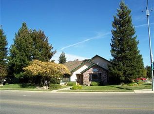 3231 Armstrong Ave, Clovis, CA 93611