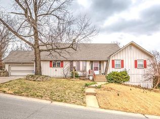 6825 Sterling Ave, Raytown, MO 64133
