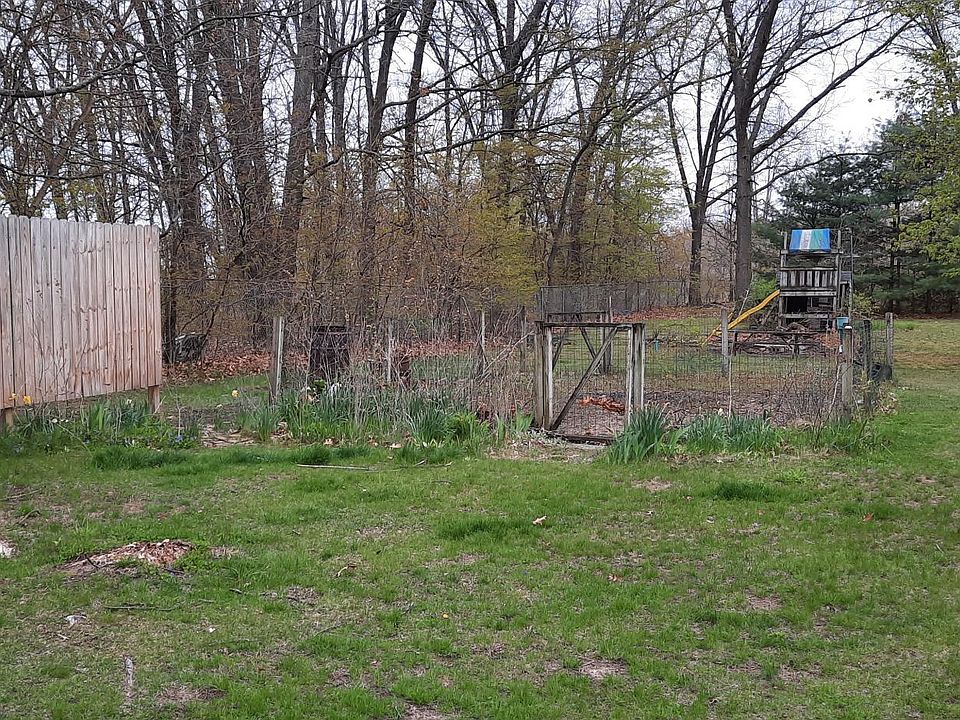 1st image of 27610 Midland Dr