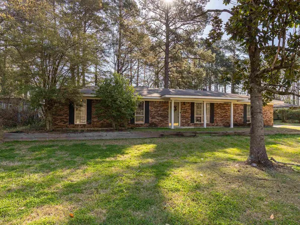 1211 Robinette Dr, Ruston, LA 71270