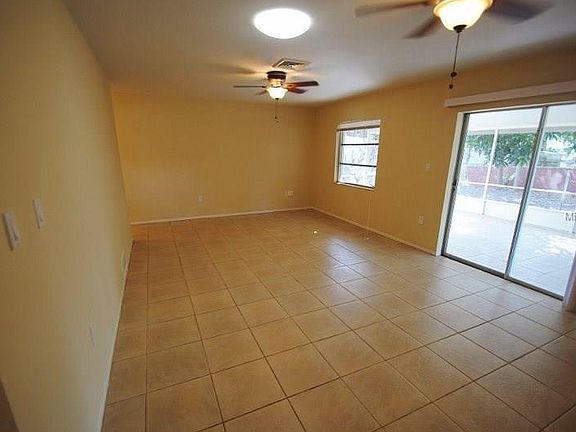 4th image of 3332 Spainwood Dr