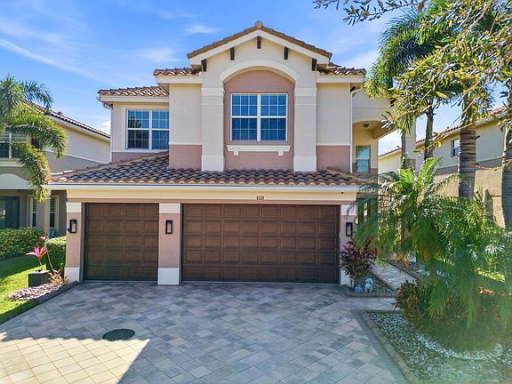 2nd image of 8228 Triana Point Avenue