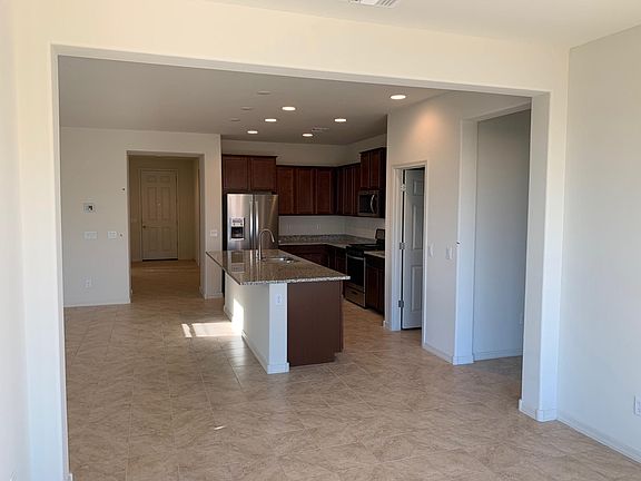 2nd image of 660 E Kalalau Dr