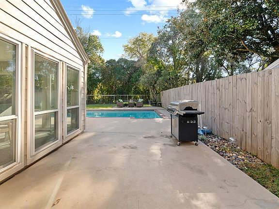 5th image of 3719 W Creek Club Drive