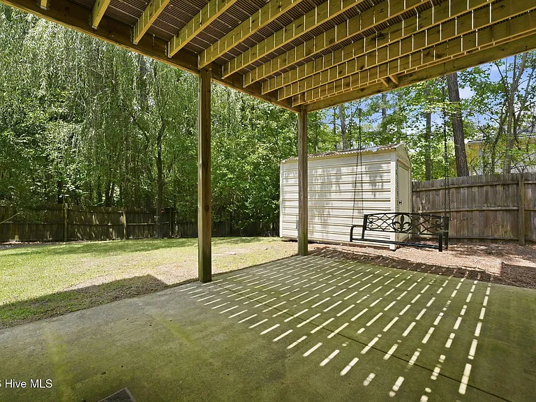 25 Kingswood Cir — Photo 47