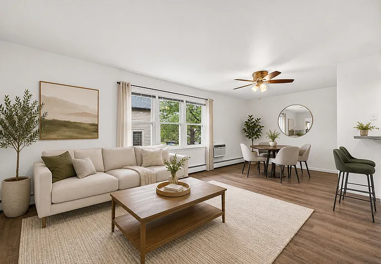 1609 E State St #201 — Photo 1