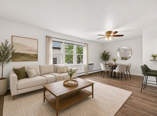 1609 E State St APT 201, Rockford, IL 61104