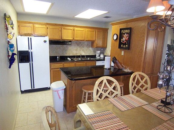 2nd image of 6608 Padre Blvd