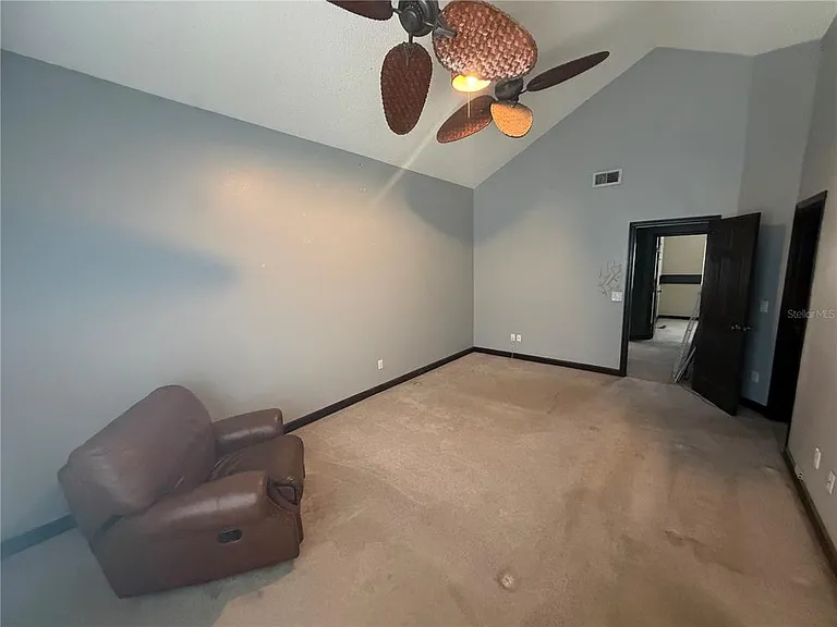 9828 Bubbling Brook Ct — Photo 8