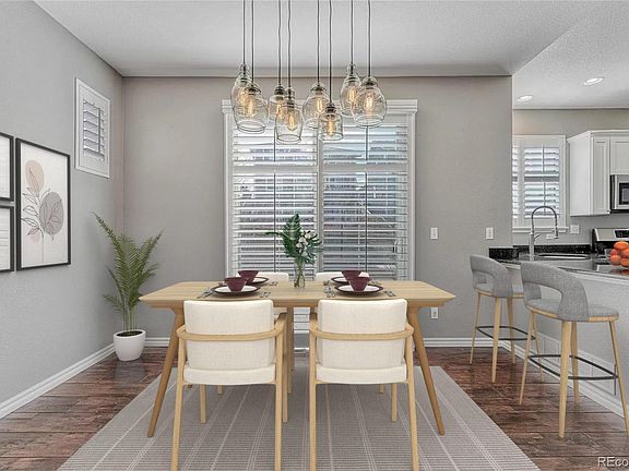 Dining area (Virtually staged)