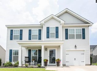 935 Dovefield Ln, Lexington, SC 29073