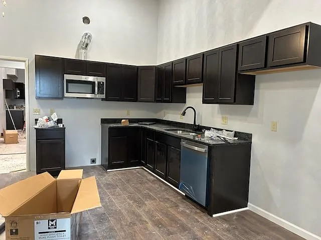 885 S Janesville St #106 — Photo 4