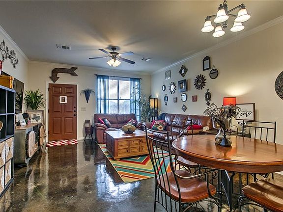 3rd image of 2101 Town Centre Dr APT 1405