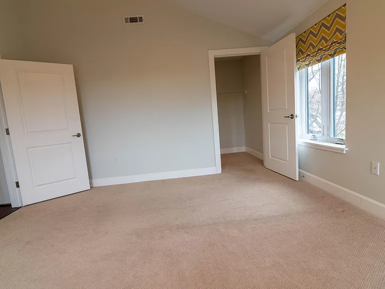1501 Commonwealth Ave #3 — Photo 10