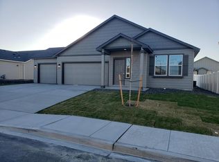 2947 Woodland Pl, Richland, WA 99352
