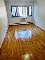 Rented by Metro Garden Realty NYC