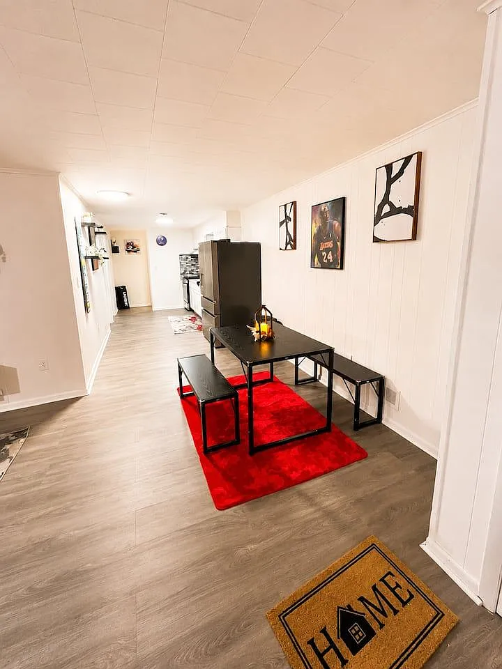 2 bed, $2,700 — Photo 4