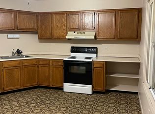 27090 Campau Ln, Harrison Township, MI