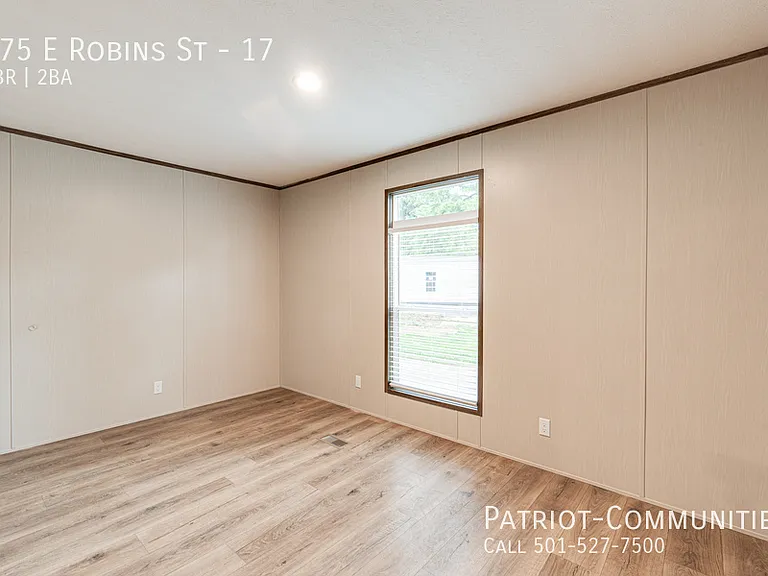 475 E Robins St #17 — Photo 12