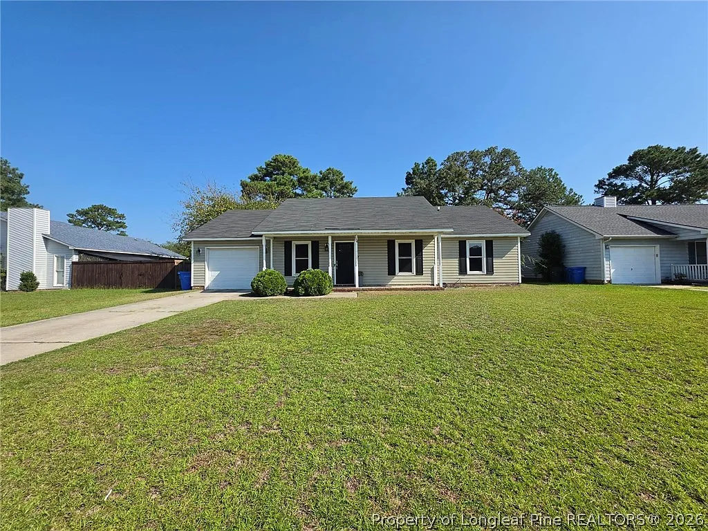 3 bed, 2.0 bath, 1337 sqft, $1,450 — Photo 2