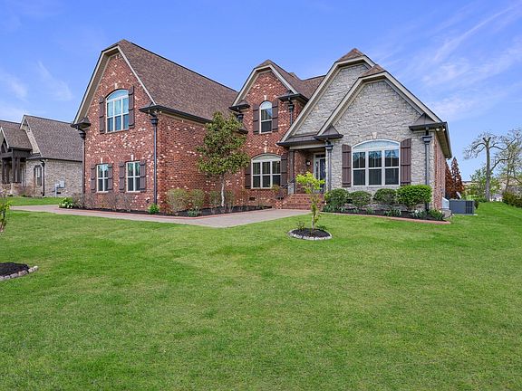 2nd image of 417 Acacia Grove Ln