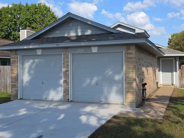 11918 Westwold Dr, Tomball, TX 77377