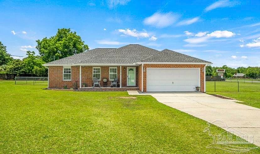 1st image of 1757 Crest Ln