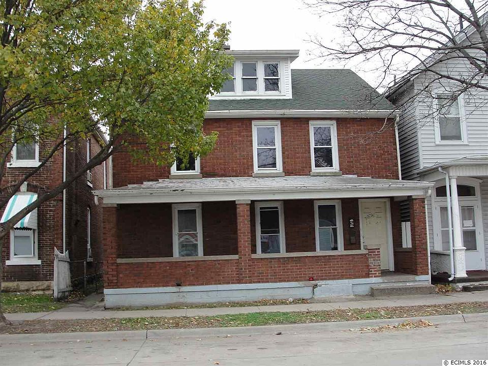 1st image of 2136-2136 1/2 White St