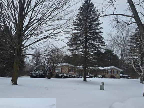 2nd image of 9465 Englishman Dr