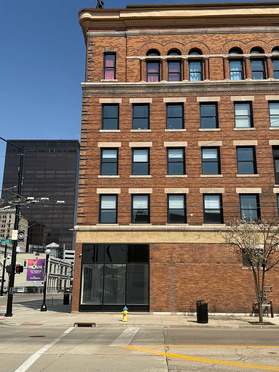 Building Photo - 50 S Jefferson St #302