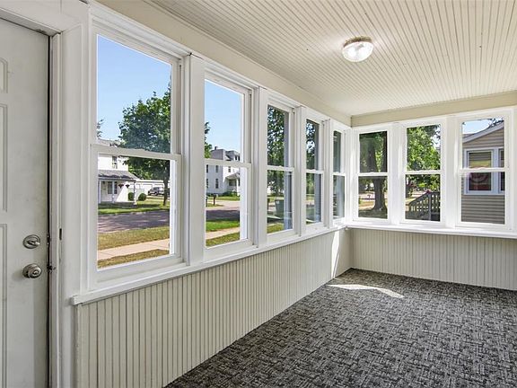 4th image of 618 Erin Street