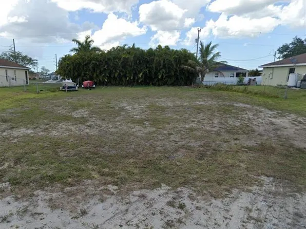 2730 NE 2nd PL, CAPE CORAL, FL 33909