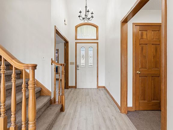 4th image of 16134 Silver Shadow Ln