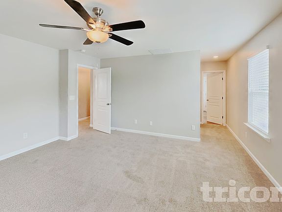 5th image of 923 Avondale Dr