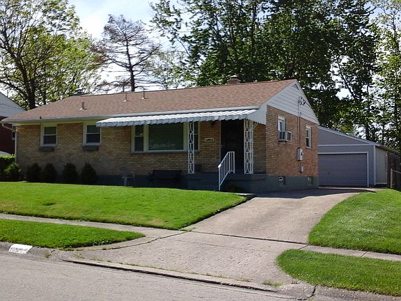 2nd image of 1408 Lindsey Ave