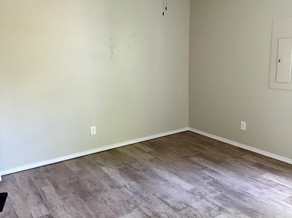 2114 S Kentucky Ave, Joplin, MO 64804