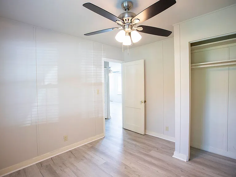 117 S Lansing Rd #117 — Photo 11
