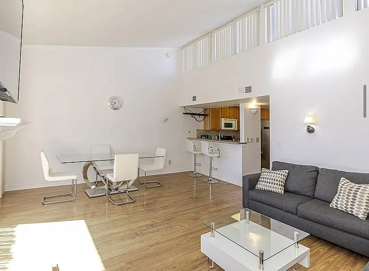 Studio, 475 sqft, $1,950 — Photo 3