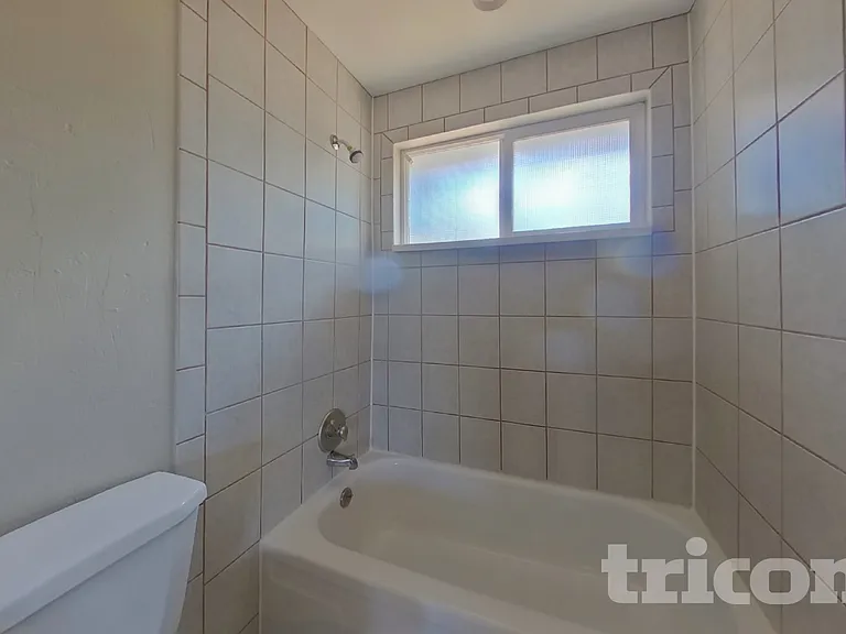 564 Mars Ct — Photo 11