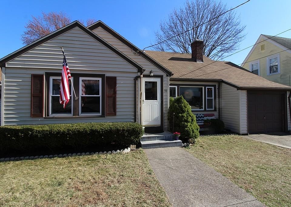 91 Olympia Ave, North Providence, RI 02911 | Zillow