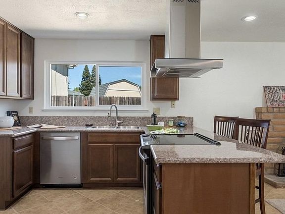 5th image of 8446 McCrone Ct