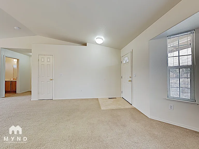 1451 Laughing Chukar Ln — Photo 4