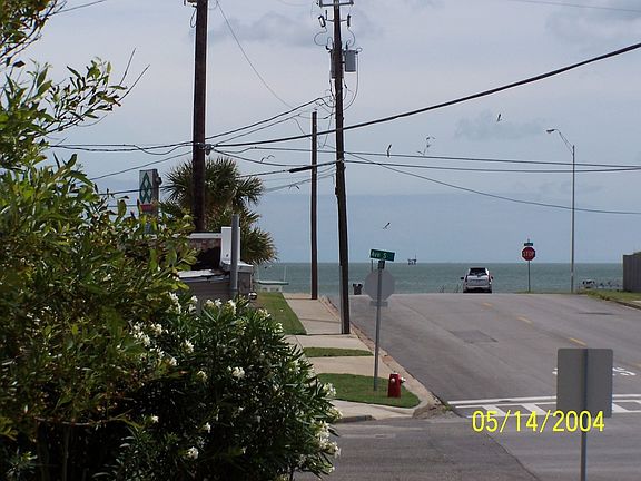 2nd image of 3228 Avenue S
