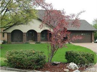 12301 Ronnie Ln, Saint Louis, MO