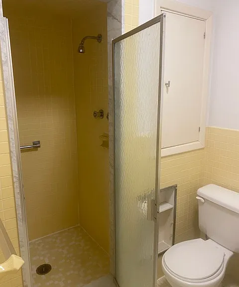 870 College Ave #8-A — Photo 15