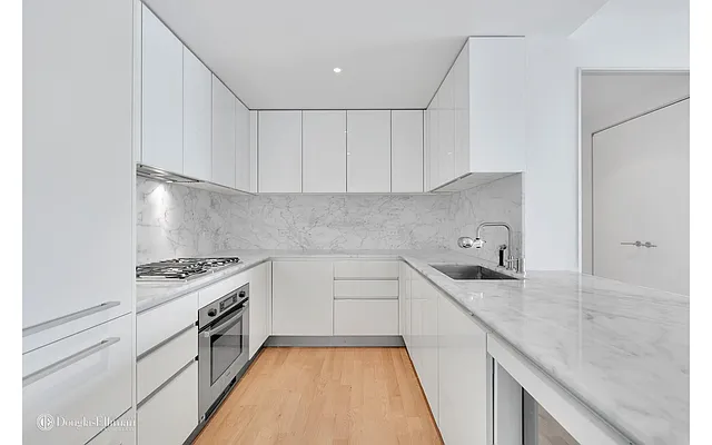 Rented by Douglas Elliman | media 55