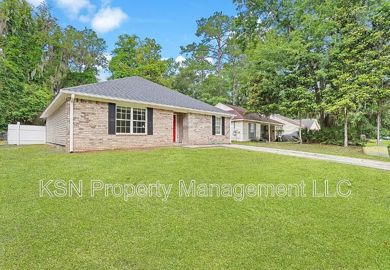 7331 Leghorn St — Photo 4