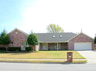 2708 Montrose Dr, Bartlesville, OK 74006