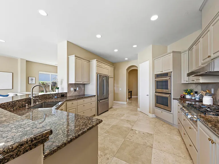 54548 Southern Hls — Photo 16